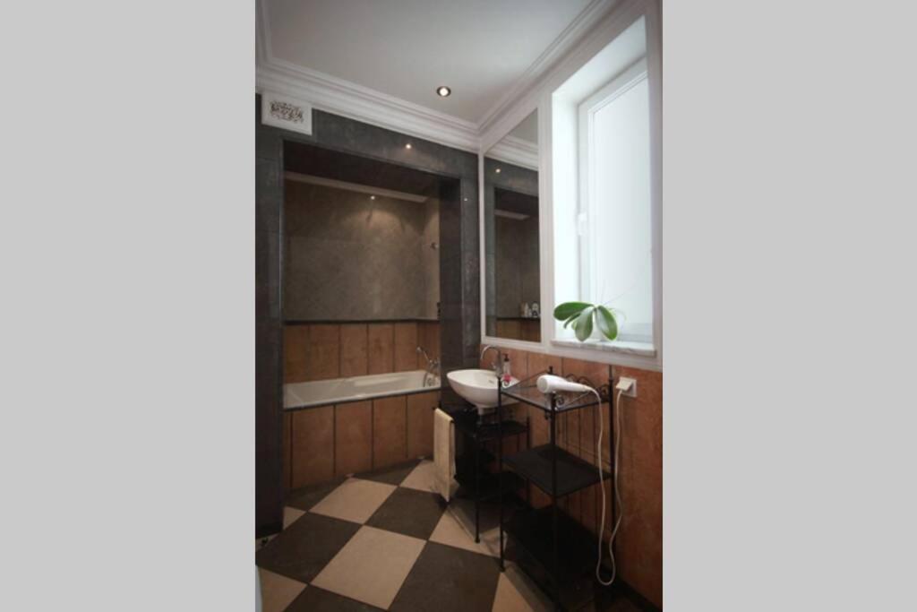 Apartament Z Ogrodkiem Apartment Сопот Екстериор снимка